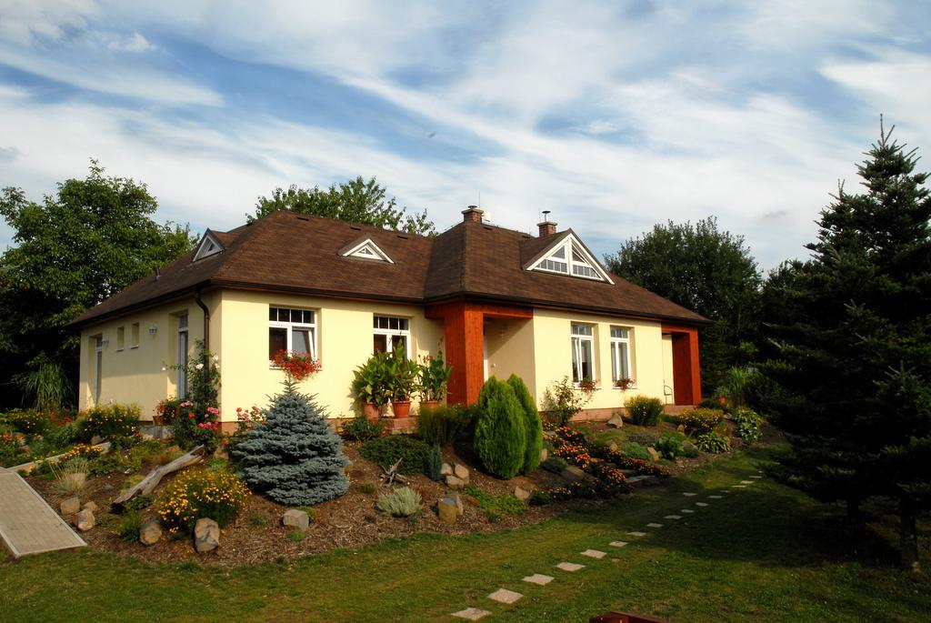 Ubytovani Vila Sobotka Buitenkant foto